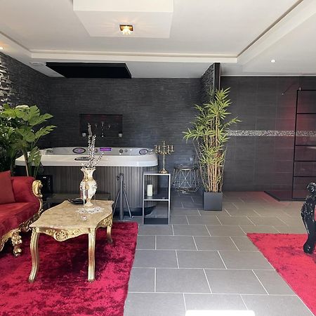 O Venus Spa Sin-le-Noble Ngoại thất bức ảnh