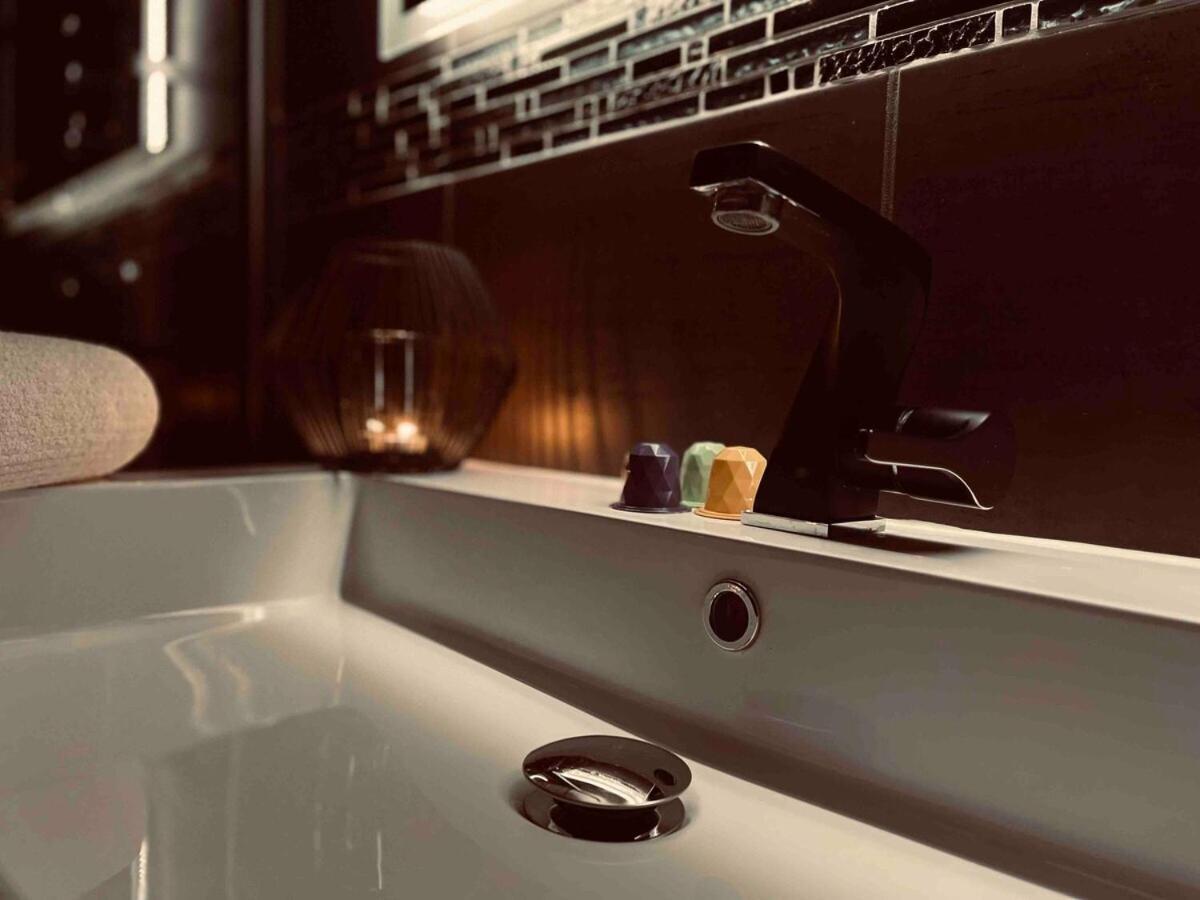 O Venus Spa Sin-le-Noble Ngoại thất bức ảnh