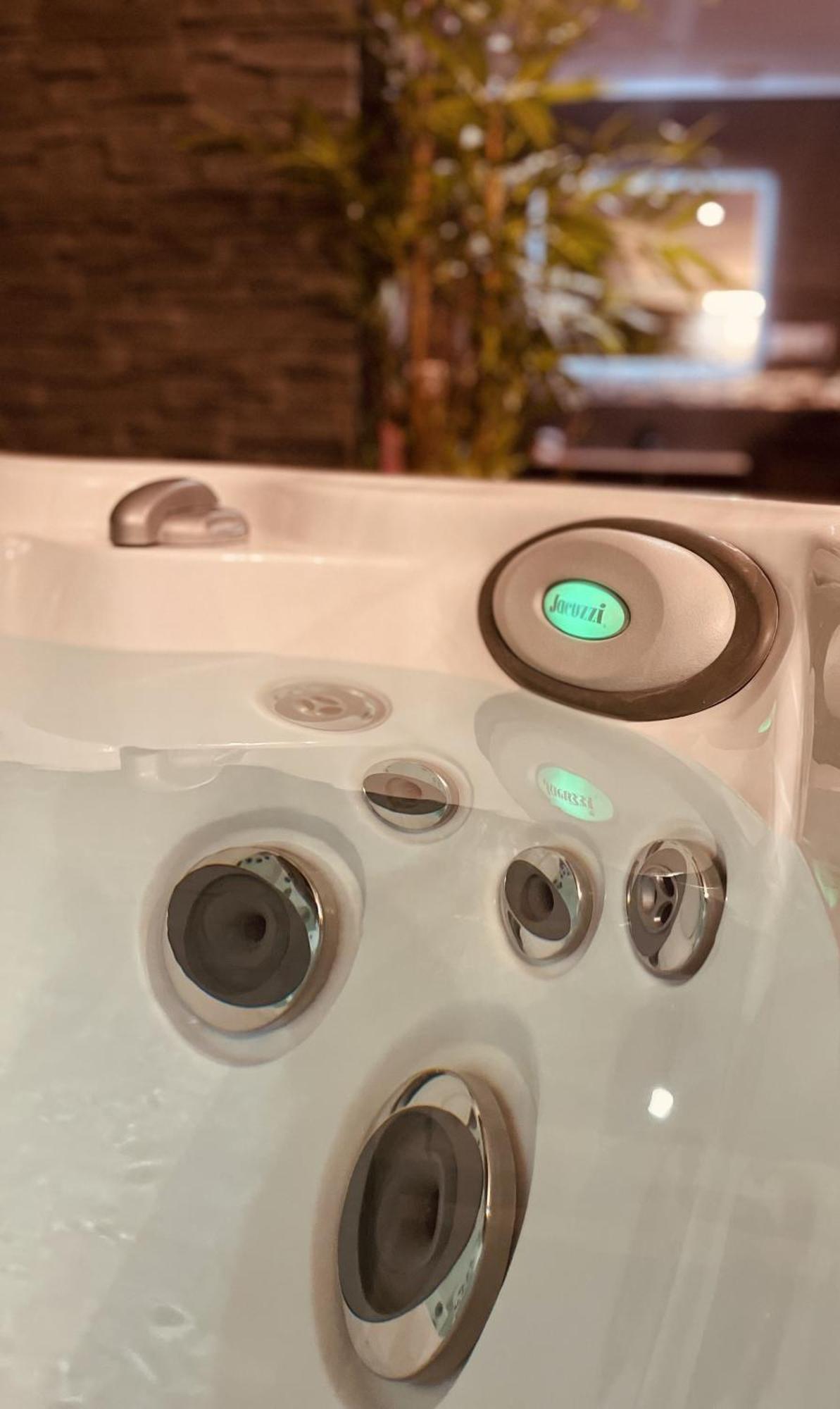 O Venus Spa Sin-le-Noble Ngoại thất bức ảnh